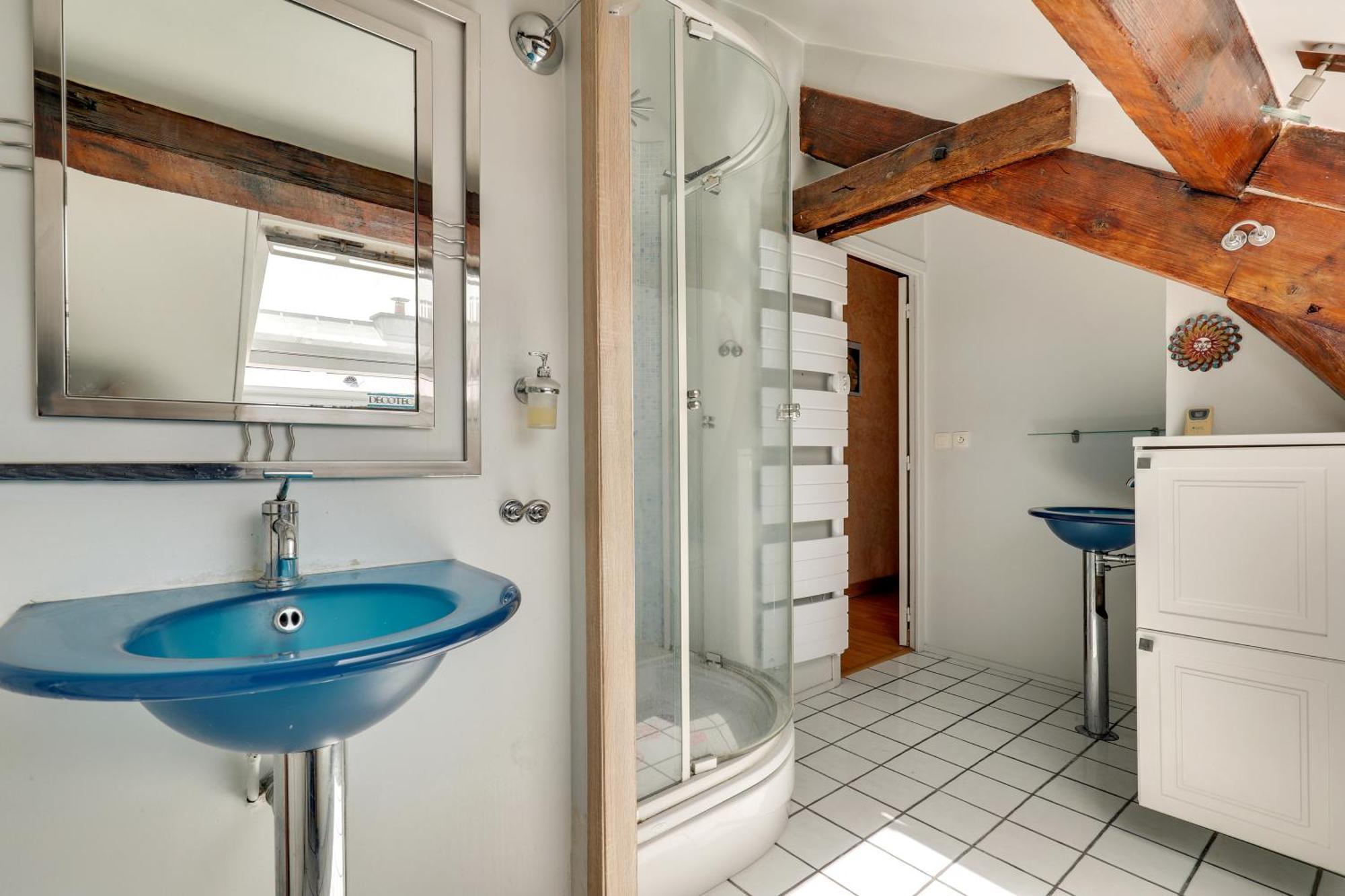 Apartamento Duplex Calme Et Lumineux Au Coeur De Bastille *